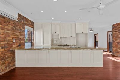 9 Crombie Street, Clayfield